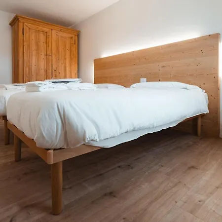 Apartment Stanze Al Sole Appartamento L'Albero